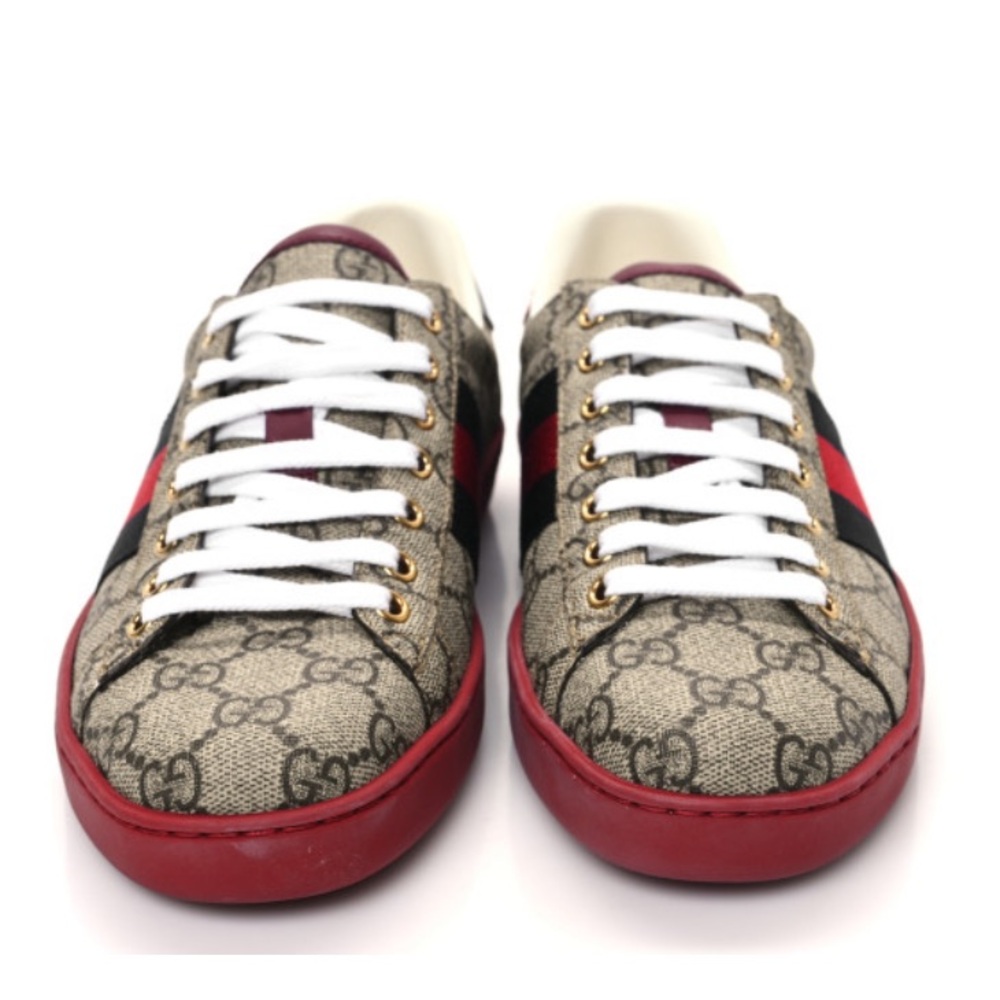 Gucci "New Ace" low-top sneaker in GG supreme canvas - Picture 9 of 12